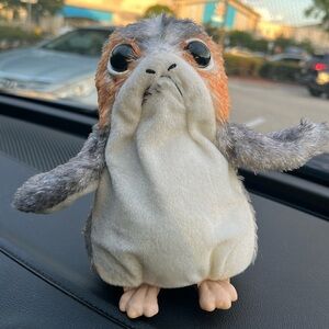Disney 8" Hasbro Last Jedi Porg Penguin Bird Star Wars Move & Sounds